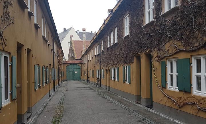 Die Tafeldecker in der Fuggerei